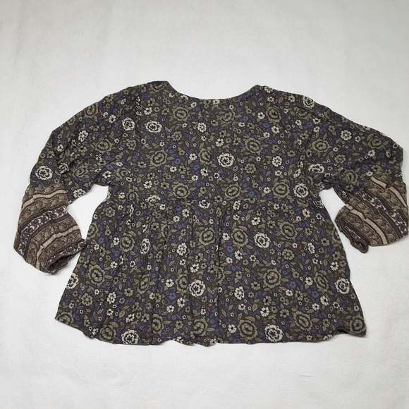 Lucky Brand Floral Top Long Sleeve Size XL . - Picture 3 of 9